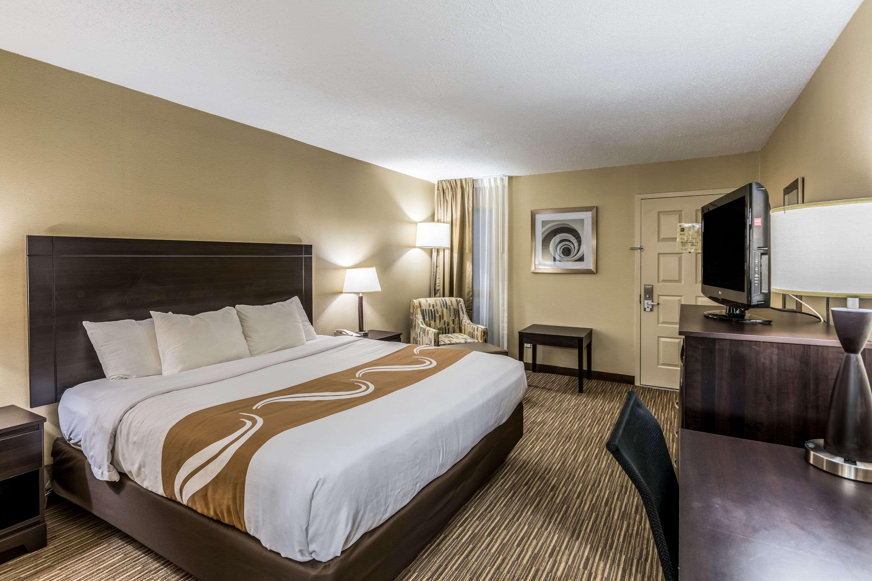 Quality Inn University Ленсинг Экстерьер фото