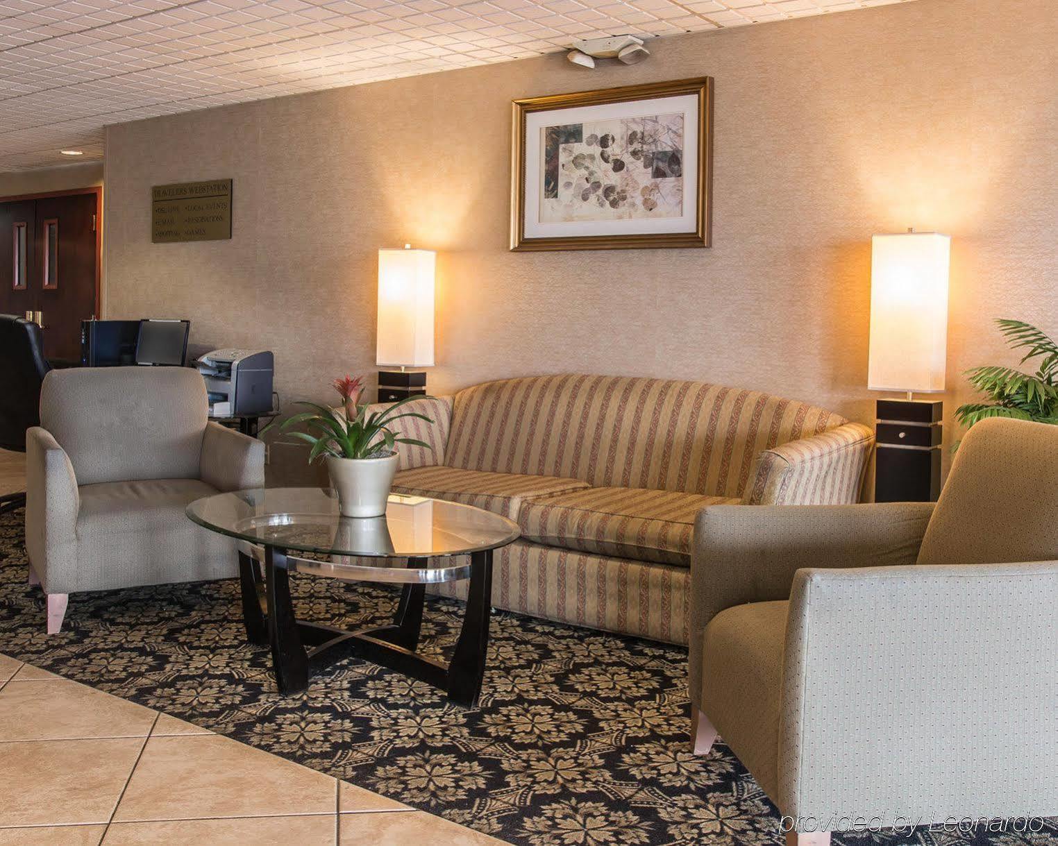 Quality Inn University Ленсинг Экстерьер фото